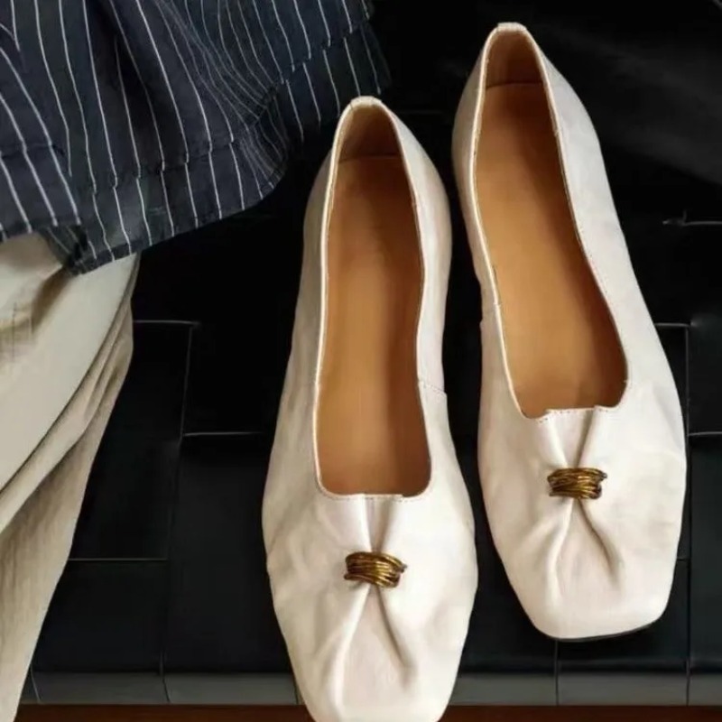 Women'S Fashion For Summer 2026 - أحذية نسائية جلدية صغيرة جديدة لعام