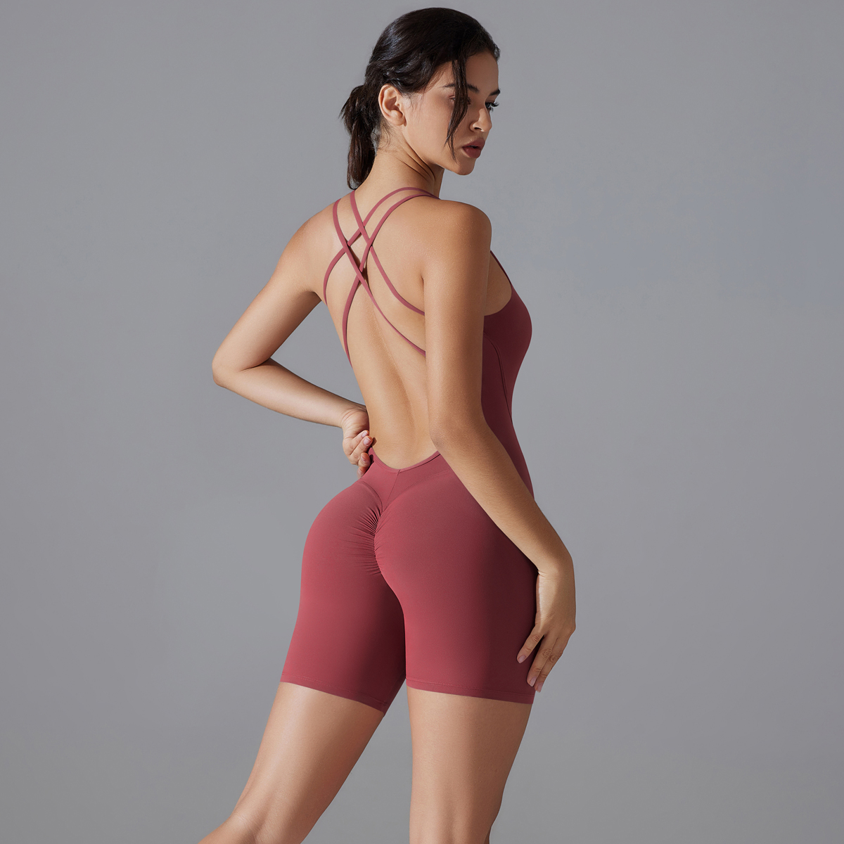 طقم يوجا مثير بدون ظهر رياضي ض - مراجعة Women'S Fashion Overalls وسعره