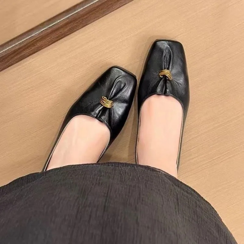 أحذية نسائية جلدية صغيرة جديدة - مراجعة Women'S Fashion For Summer 2026 وسعره