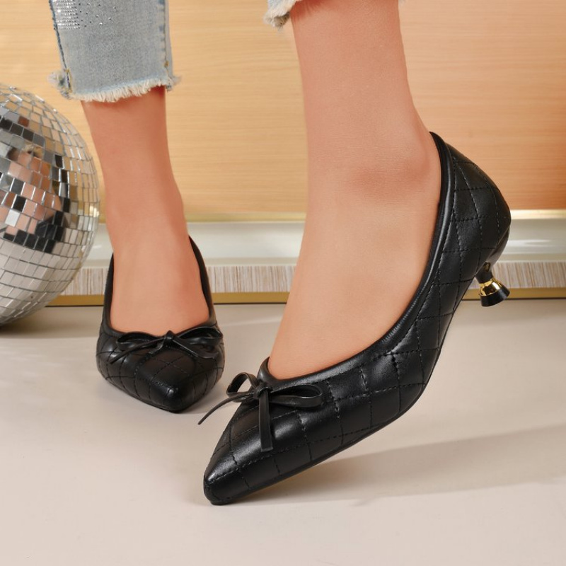 كعب كيتن مدبب مقدمه فيونكه فين - مراجعة Women'S Fashion Footwear وسعره
