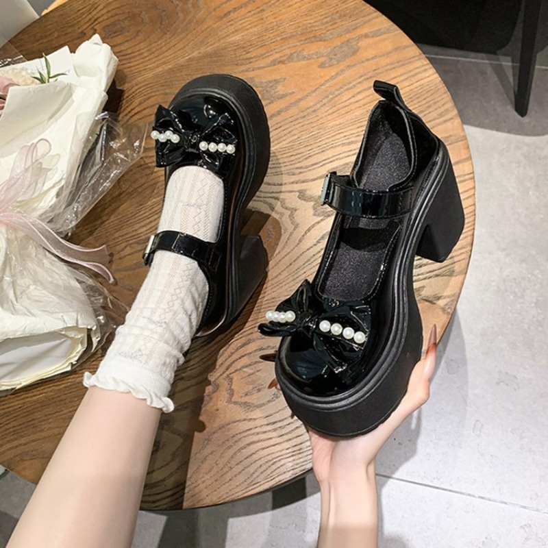 أحذية لوليتا 2026 سوداء بكعب ع - مراجعة Women'S Fashion Footwear وسعره