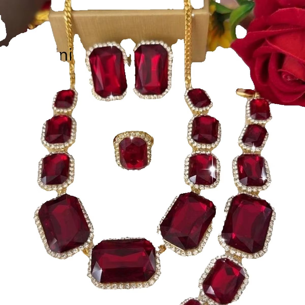 طقم مجوهرات دبي الجديد والأنيق - مراجعة Women'S Fashion Rings Gold وسعره