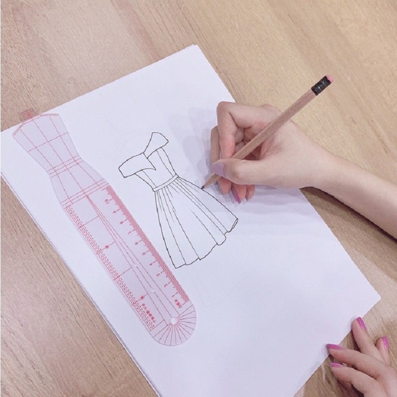 نساء موضة رسم حاكم شكل رسم قال - مراجعة Women Fashion Figure Template وسعره