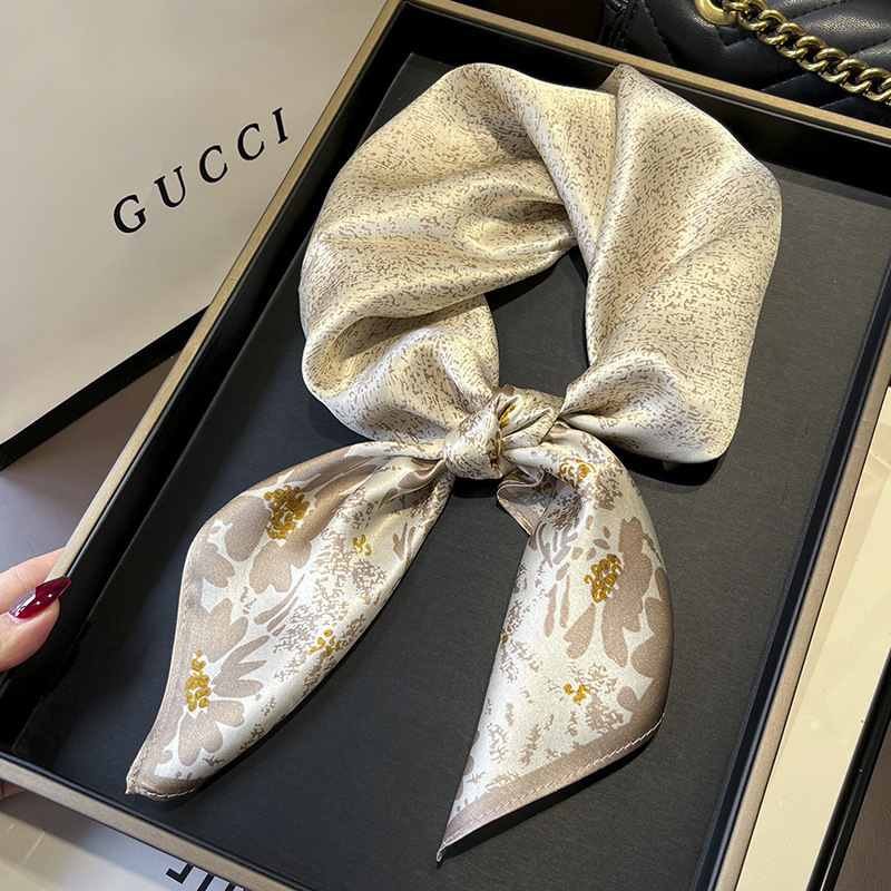 وشاح حريري مطبوع بتصميم للنساء - مراجعة Women Fashion Necktie وسعره