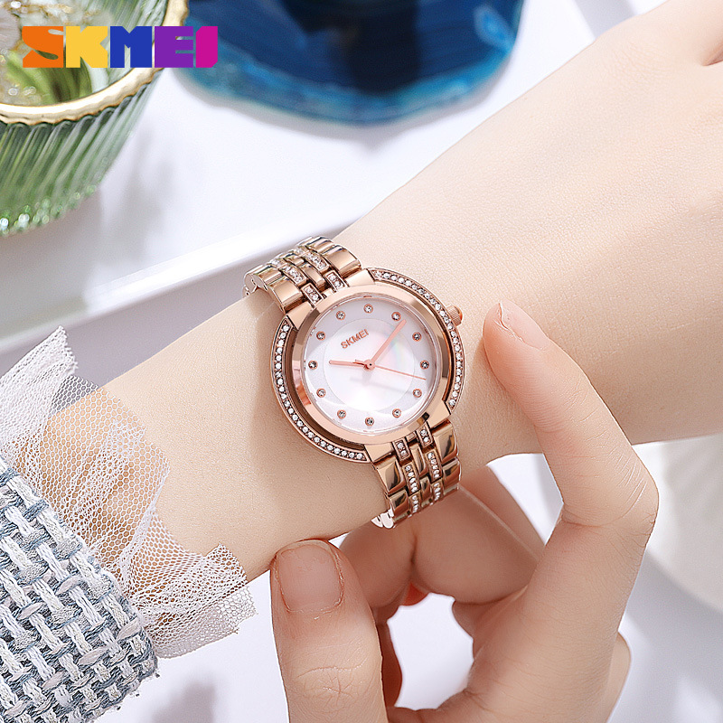 ساعات يد نسائية فاخرة بسوار من - مراجعة Fashion Women Watch وسعره